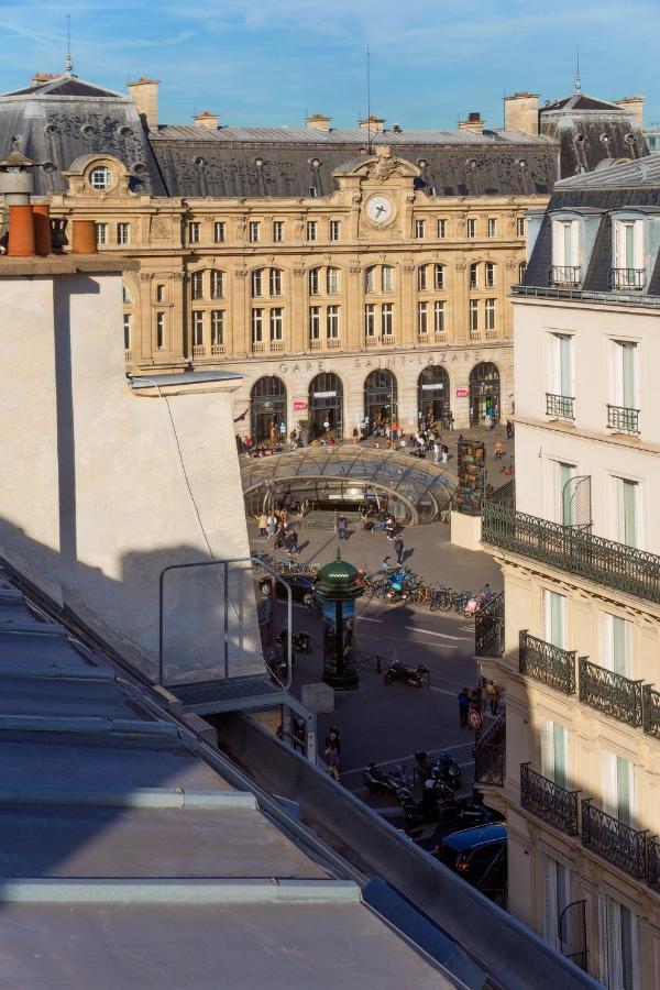 Charing Cross Parijs
