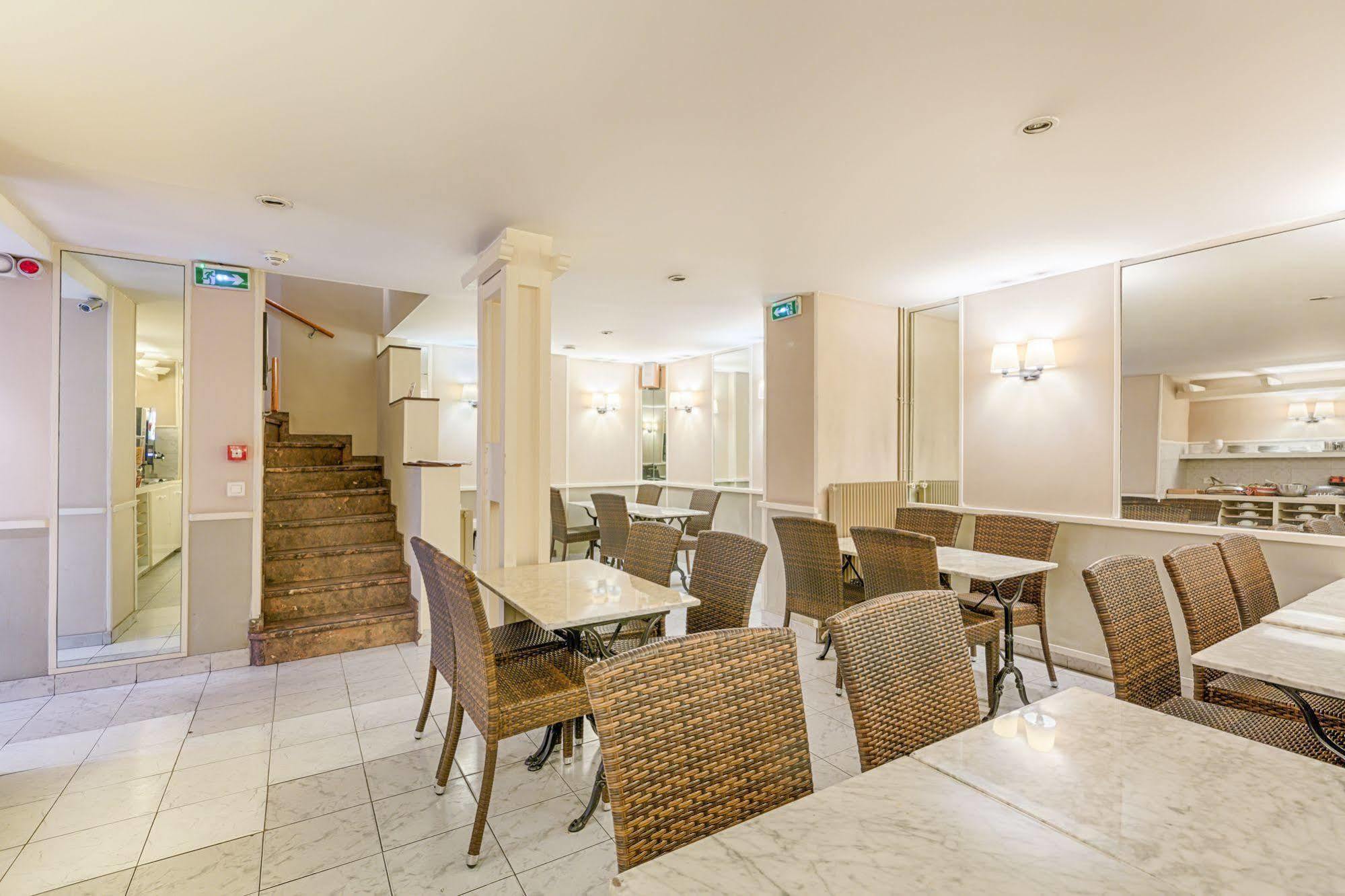 Hotel Charing Cross Parijs