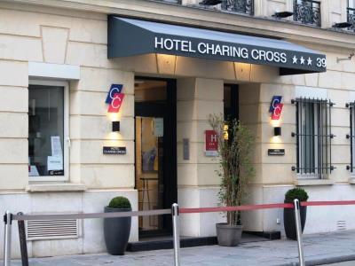 Charing Cross Parijs